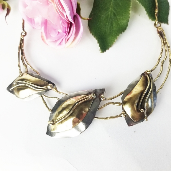 Handcrafted Leaves & Branches Choker Necklace - Picture 10 of 10